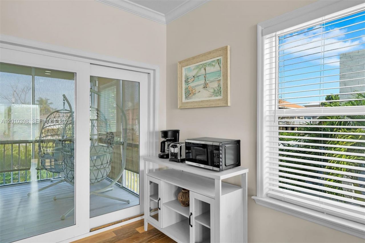 320 Calzada De Bougainville, Marathon, FL 33050 Photo
