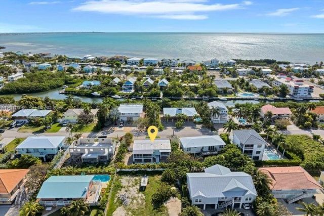 320 Calzada De Bougainville, Marathon, FL 33050 Photo