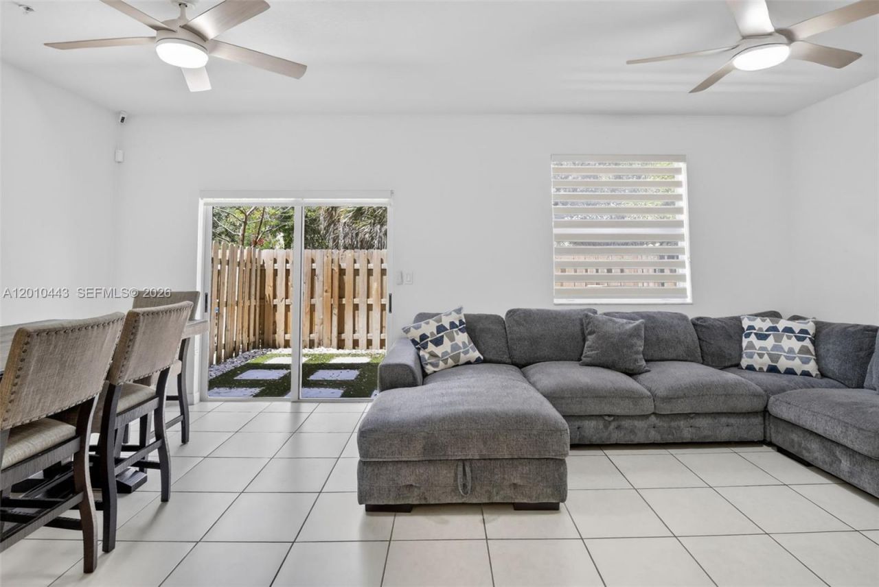 2691 NW 55th Way , Lauderhill, FL 33313 Photo