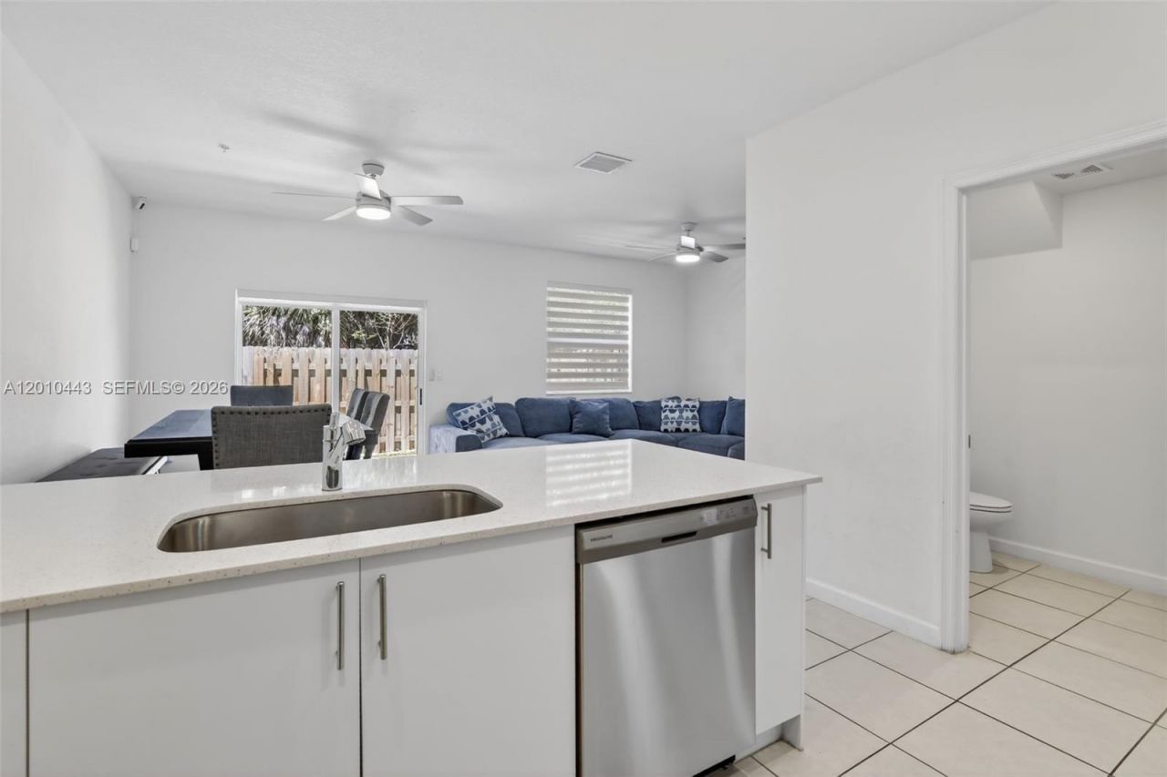 2691 NW 55th Way , Lauderhill, FL 33313 Photo