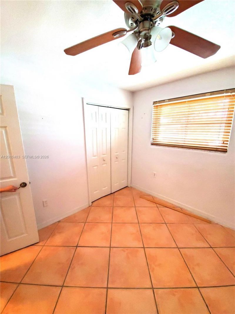 690 SW 120th Ave , Miami, FL 33184 Photo