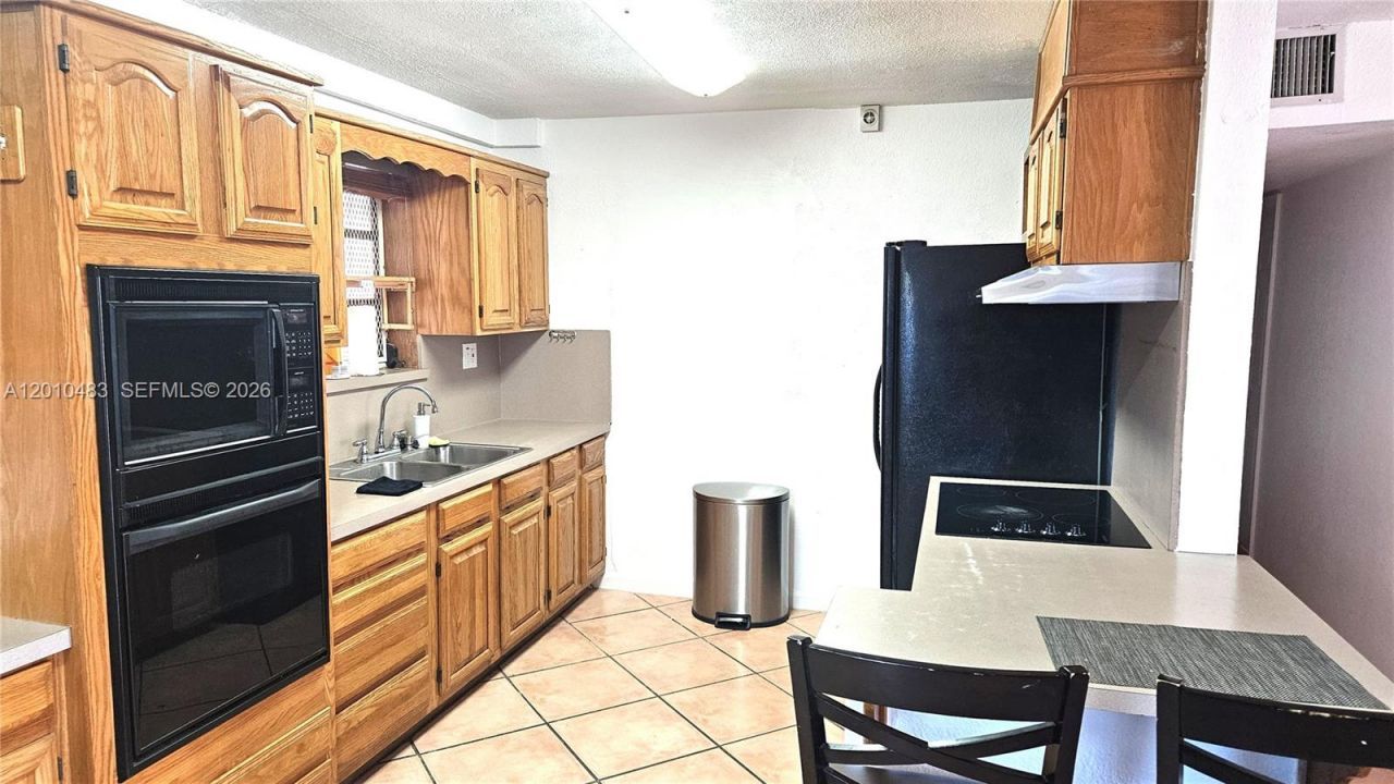 690 SW 120th Ave , Miami, FL 33184 Photo