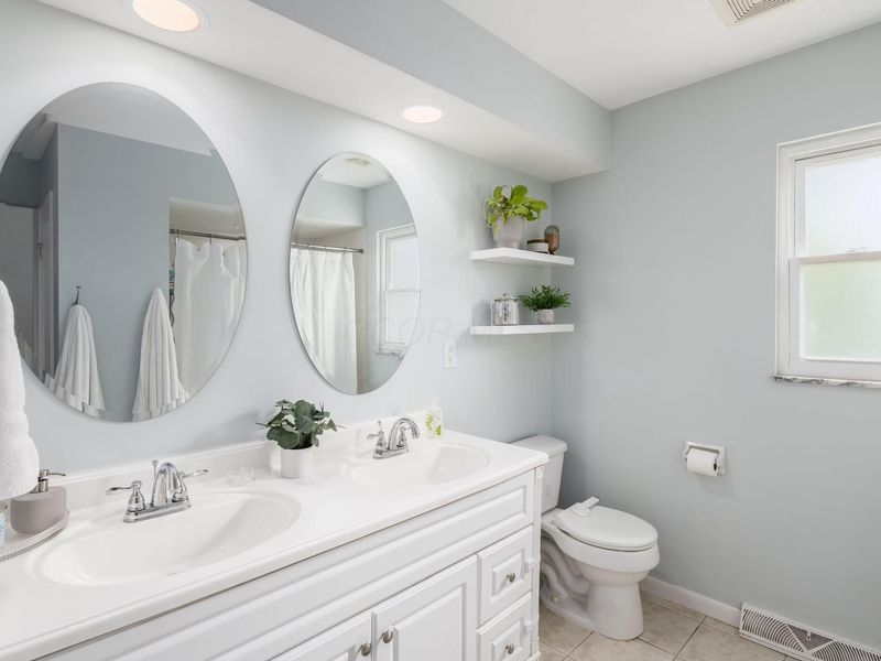 1016 Kennington Avenue, Columbus, OH 43220 Photo 16