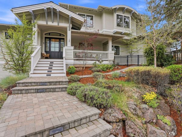 2433 NW Sacagawea Lane, Bend, OR 97703