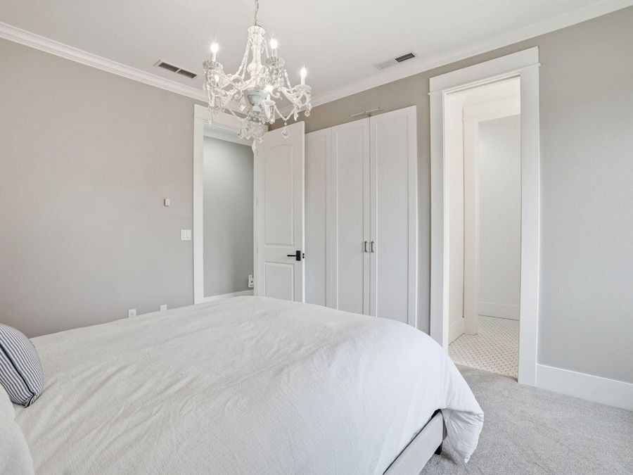 Property Image 82