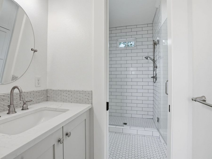 Property Image 85