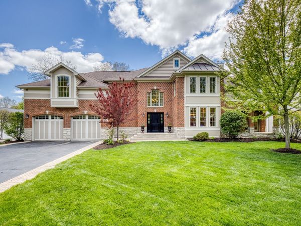 119 Roslyn Road , Barrington, IL 60010