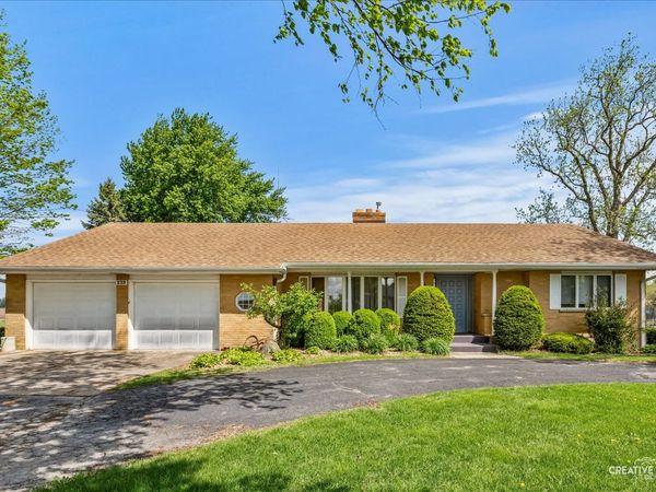 225 W Joliet Street , Newark, IL 60541