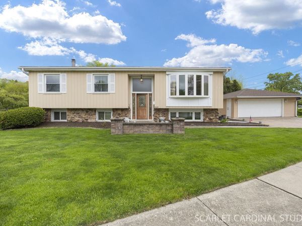 940 S Villa Avenue, Villa Park, IL 60181