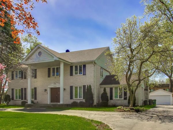 511 Mark Lane , Downers Grove, IL 60516