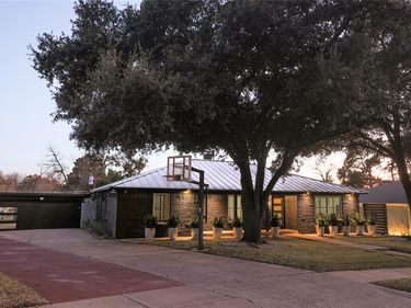 10872 Caprock Circle, Dallas, TX 75218