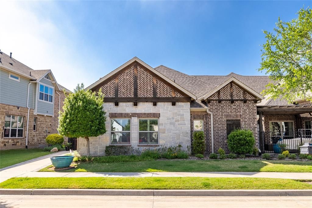 3906 Crested Eagle Way, Arlington, TX 76005 Main Photo