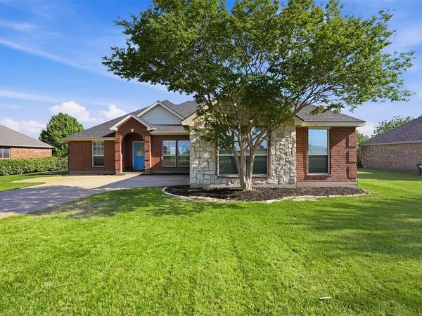 7229 Muirfield Drive, Cleburne, TX 76033
