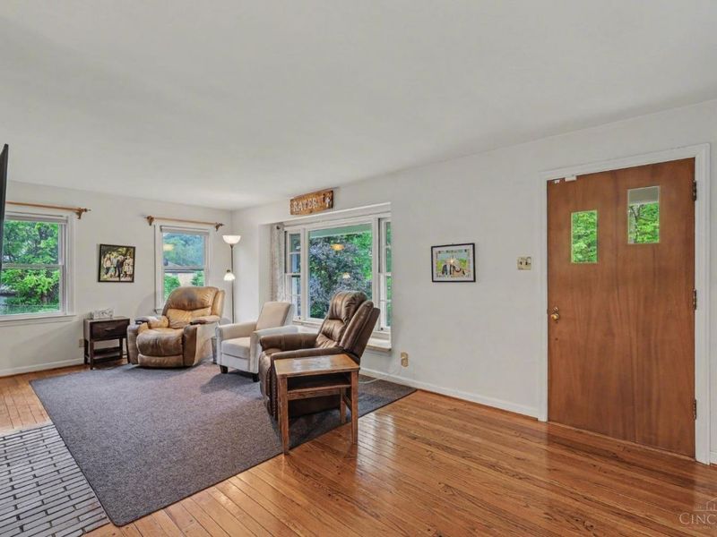 538 Roebling Road, Cincinnati, OH 45238 Photo 12