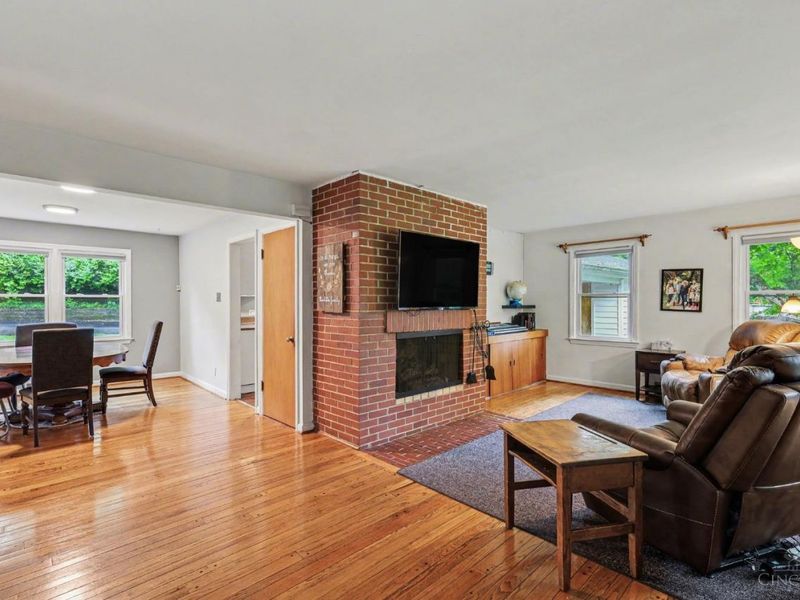 538 Roebling Road, Cincinnati, OH 45238 Photo 13