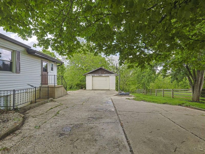 10888 Carolina Trace Road, Harrison, OH 45030 Photo 31