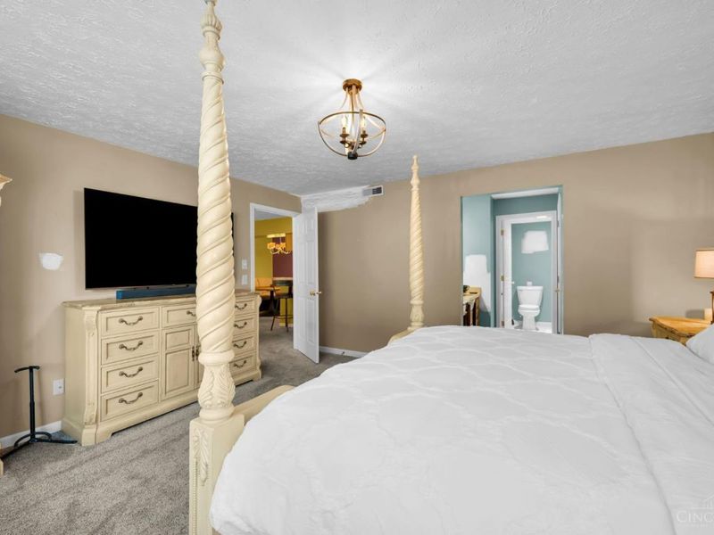 3543 Jessup Road, Unit 2B, Green Township, OH 45239 Photo 11