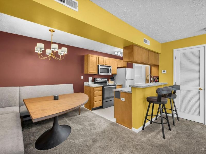 3543 Jessup Road, Unit 2B, Green Township, OH 45239 Photo 5