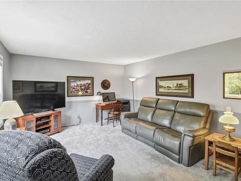 152 Woodridge Drive, Elyria, OH 44035 Photo 17