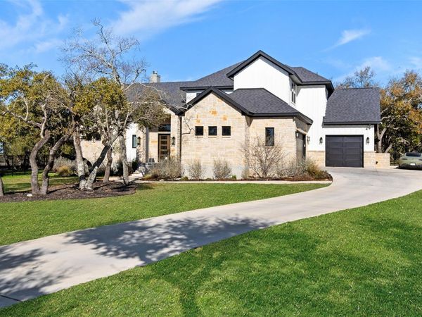 316 Stockman DR, Dripping Springs, TX 78620