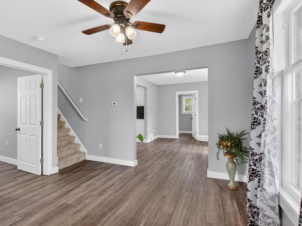 613 Hallett Street, Jackson, MI 49202