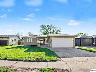 416 N Clarmar Street , Fremont, NE 68025