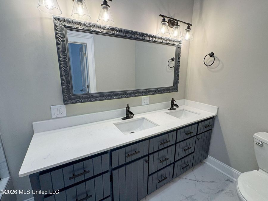 Property Image 110