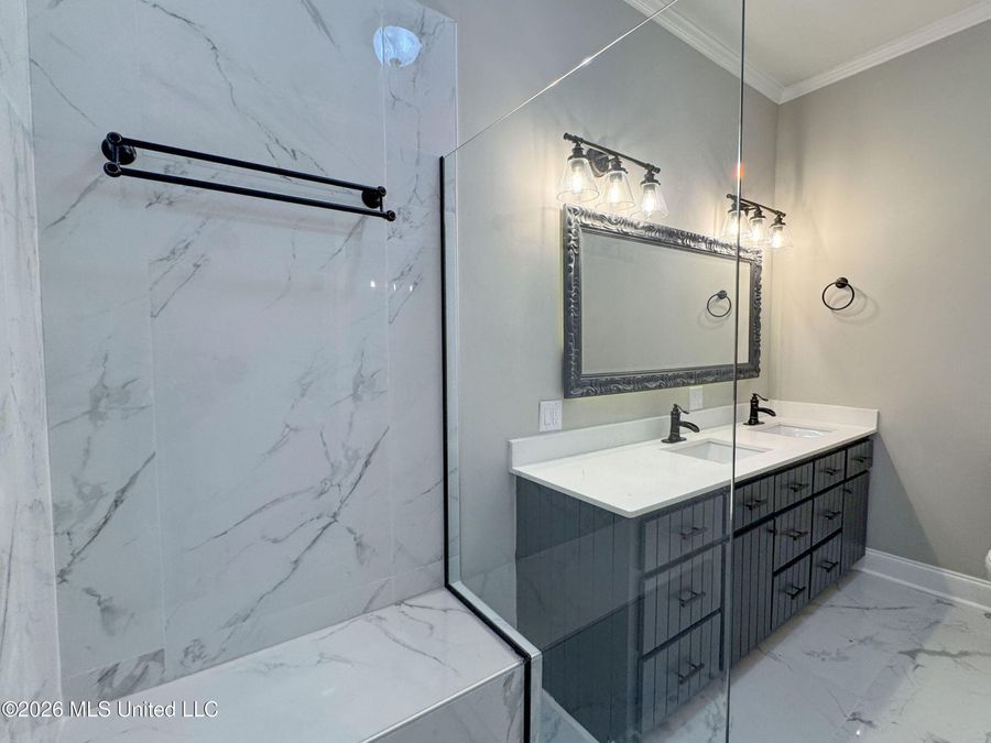 Property Image 118