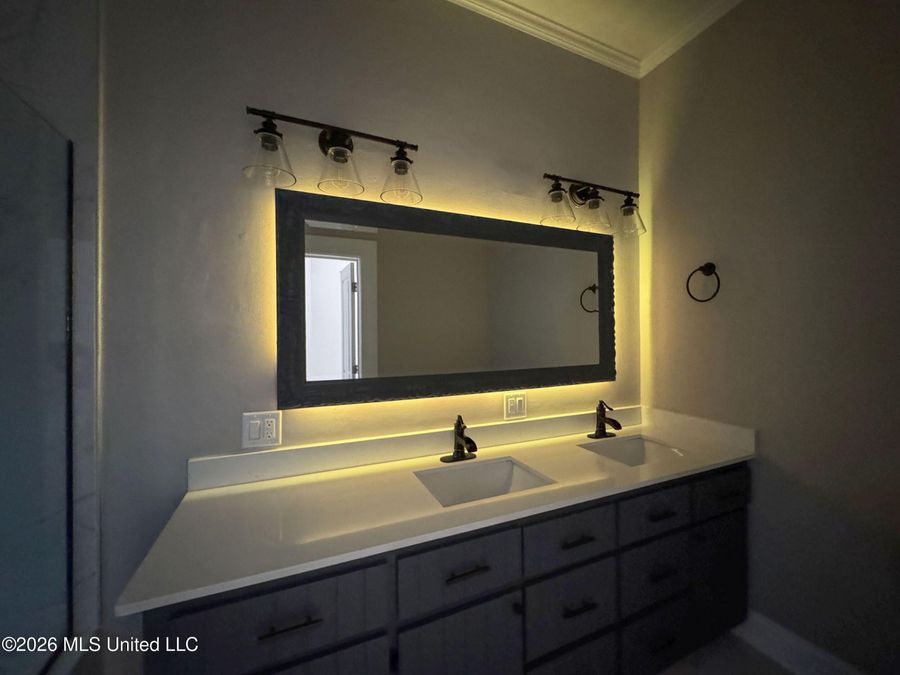 Property Image 119
