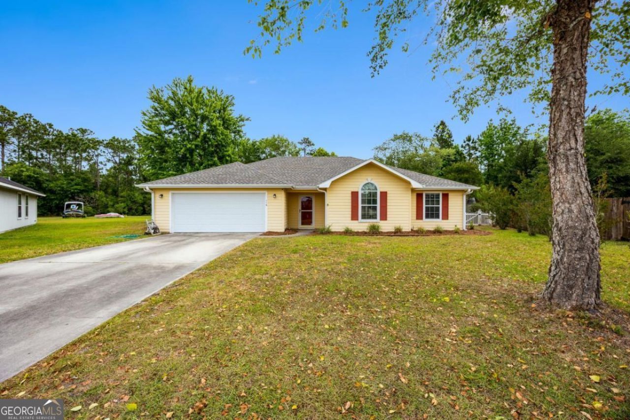 116 Cedar Circle Drive, Kingsland, GA 31548 Main Photo