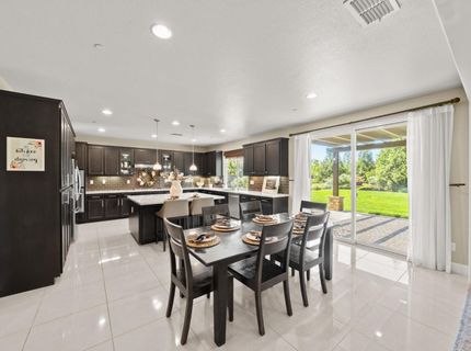 951 Anvil Cir, Rocklin, CA 95765 Photo