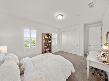 951 Anvil Cir, Rocklin, CA 95765 Photo