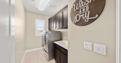 951 Anvil Cir, Rocklin, CA 95765 Photo