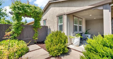 951 Anvil Cir, Rocklin, CA 95765 Photo