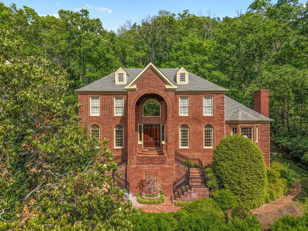 18 Annandale , Nashville, TN 37215