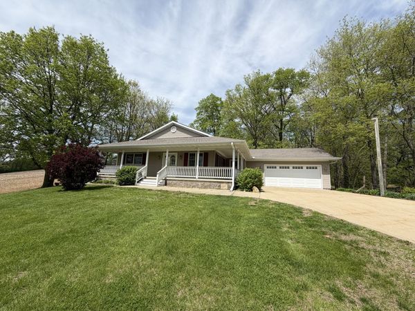 8507 Hickory Hills Drive , Fenton, IL 61251