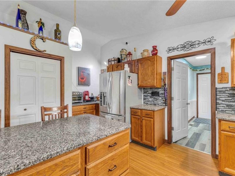 4089 Westlake Road , Cortland, OH 44410 Photo 5