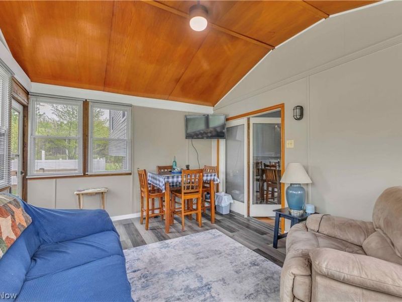 4089 Westlake Road , Cortland, OH 44410 Photo 7