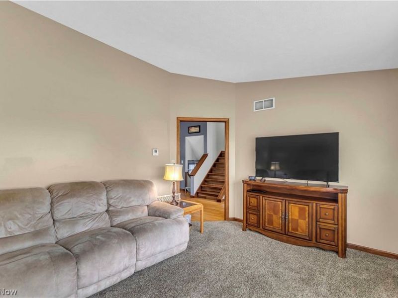 4089 Westlake Road , Cortland, OH 44410 Photo 9