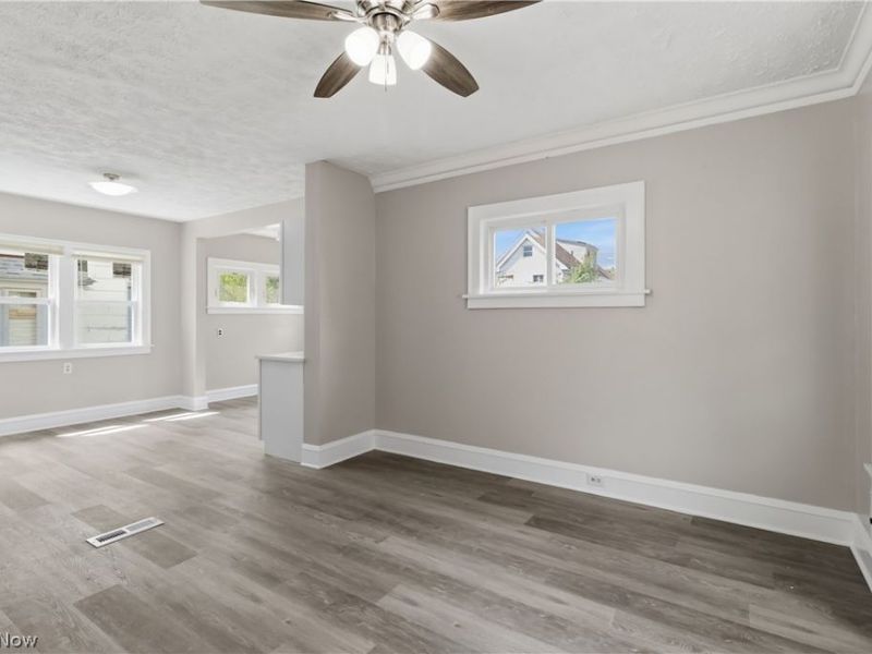 3370 E 137th Street, Cleveland, OH 44120 Photo 11