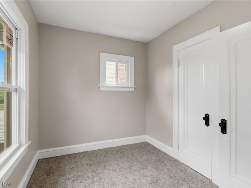 3370 E 137th Street, Cleveland, OH 44120 Photo 20