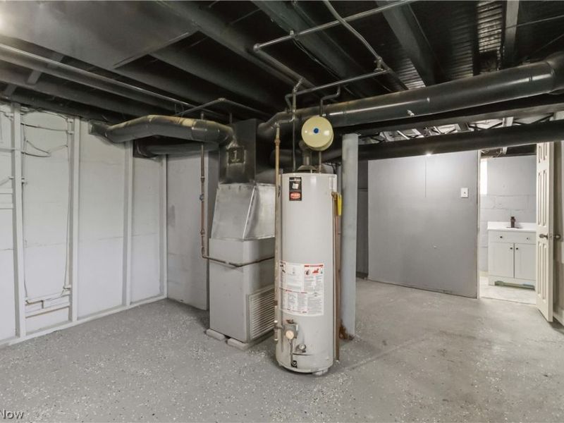 3370 E 137th Street, Cleveland, OH 44120 Photo 30