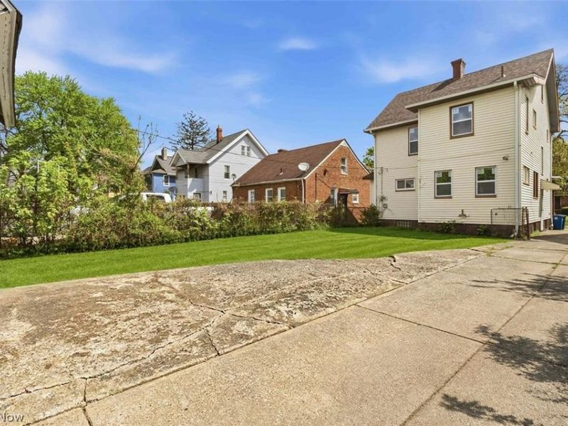 3370 E 137th Street, Cleveland, OH 44120 Photo 38