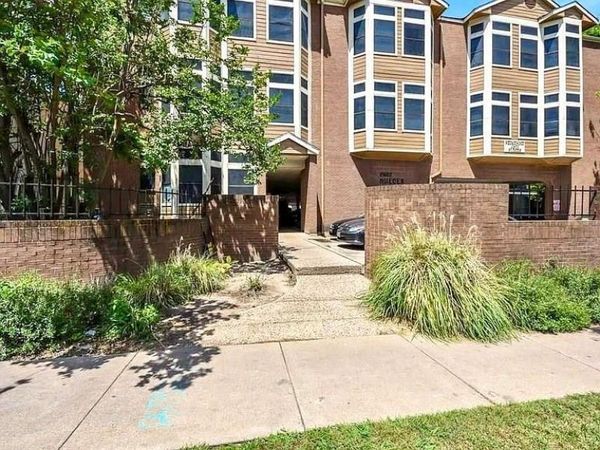 2802 Nueces ST, Unit 211, Austin, TX 78705