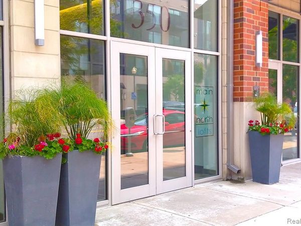 350 N Main Street , Royal Oak, MI 48067