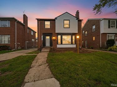 12819 Pembroke Avenue, Detroit, MI 48235