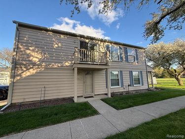 2761 Fox Hollow Court, Orion Township, Mi 48360