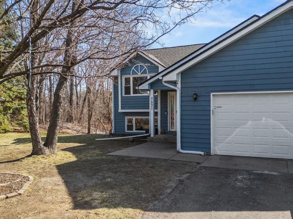 7531 Banning Way, Inver Grove Heights, MN 55077