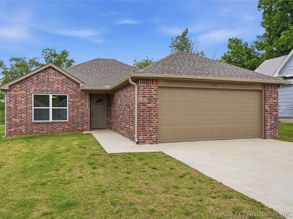 1137 E Watchorn Avenue , Sapulpa, OK 74066