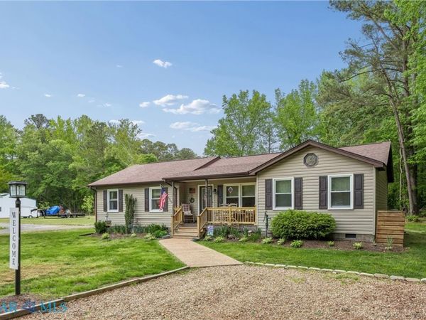 4177 Providence Road, Hayes, VA 23072